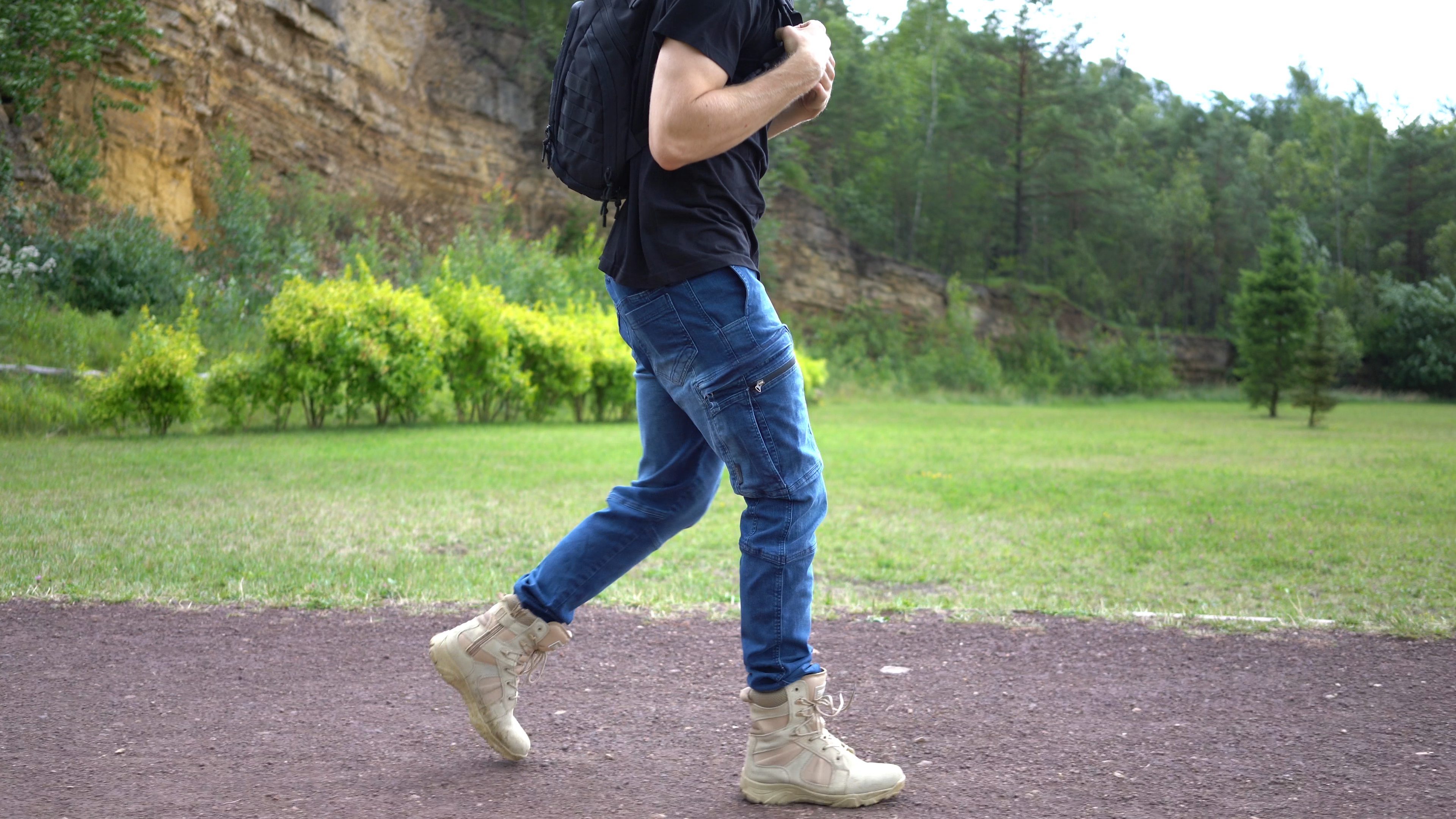 C4566.00 11 51 05.Still036 C4566.00 11 51 05.Still036